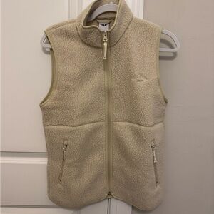 Aritzia TNA Cream Fleece Vest